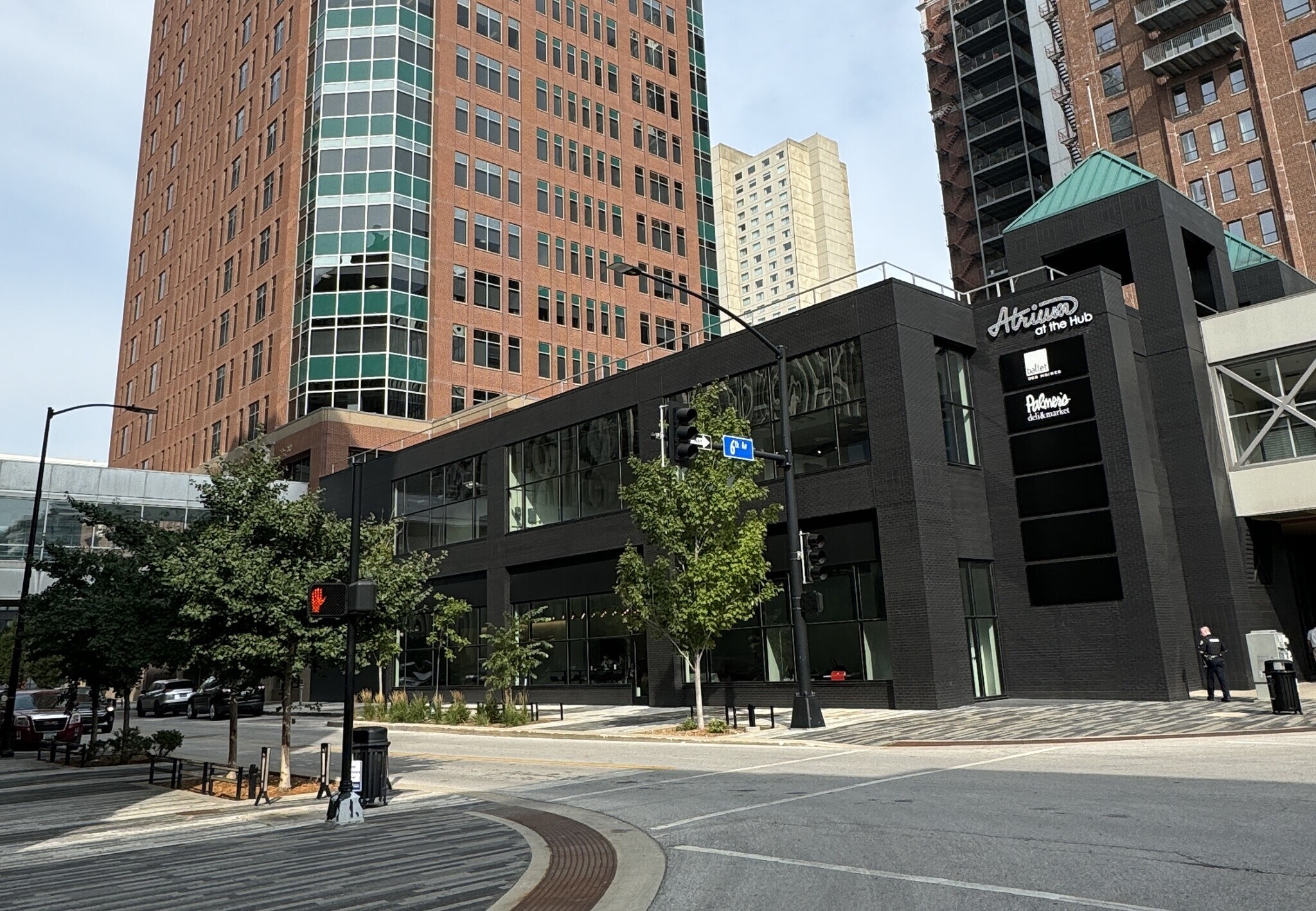 655 Walnut St, Des Moines, IA à louer Photo de l’immeuble– Image 1 sur 2