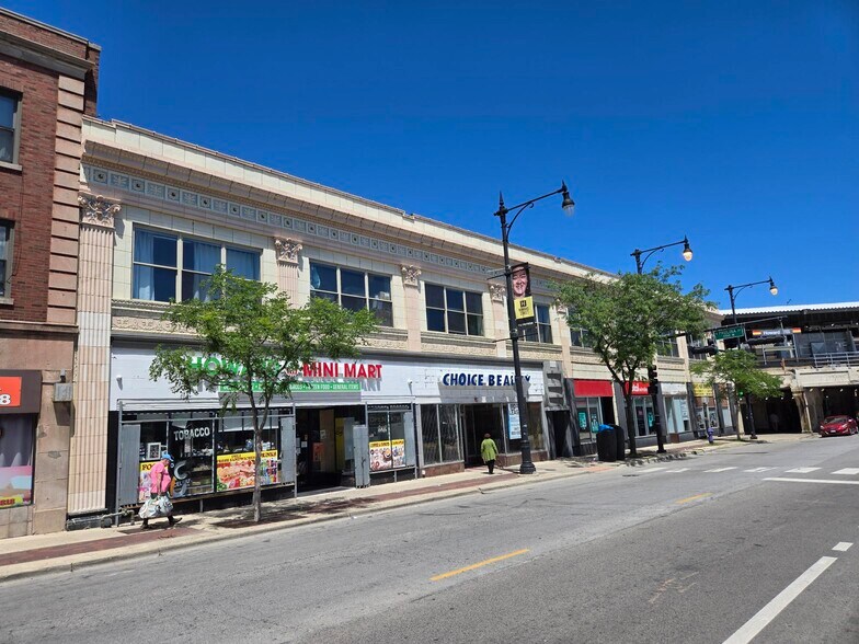 309-323 Howard St, Evanston, IL à louer - Photo de l’immeuble – Image 1 sur 9