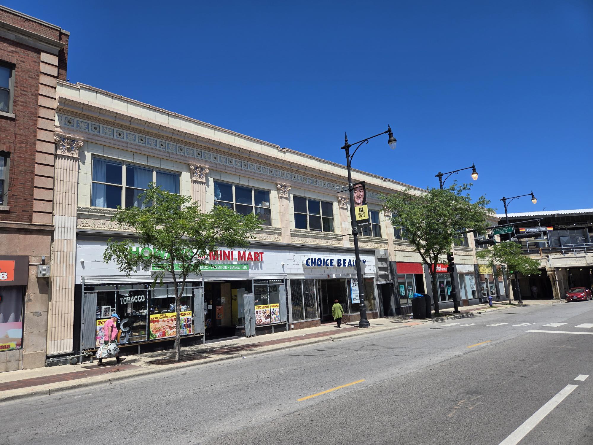 309-323 Howard St, Evanston, IL à louer Photo de l’immeuble– Image 1 sur 10