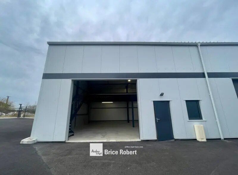 Local d’activités dans Chavanoz à louer Photo de l’immeuble– Image 1 sur 7