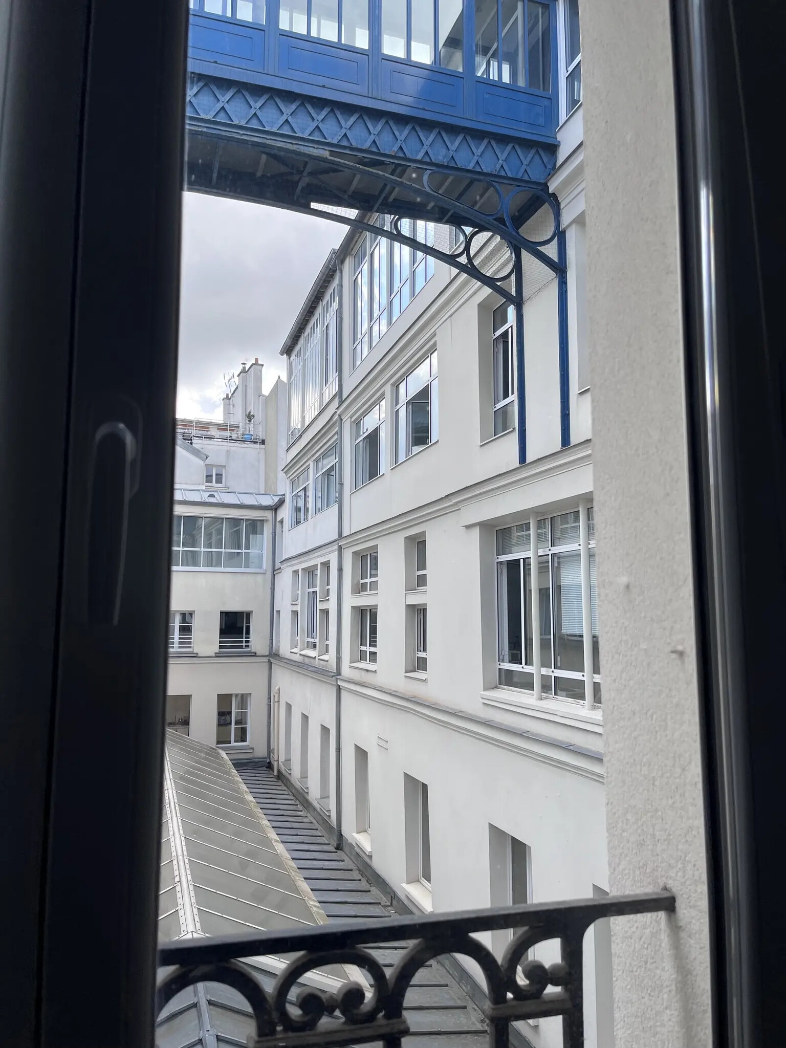 62 Rue Mazarine, Paris à louer Photo de l’immeuble– Image 1 sur 8