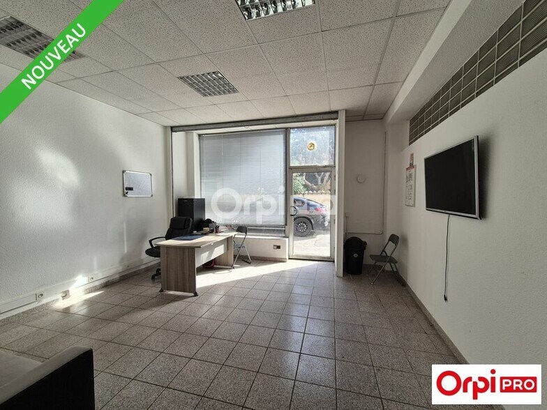 Bureau dans Romans-sur-Isère à louer - Photo intérieure – Image 1 sur 7