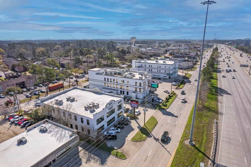 25510 I-45 Fwy N, Spring, TX à vendre - Photo de l’immeuble – Image 3 sur 3