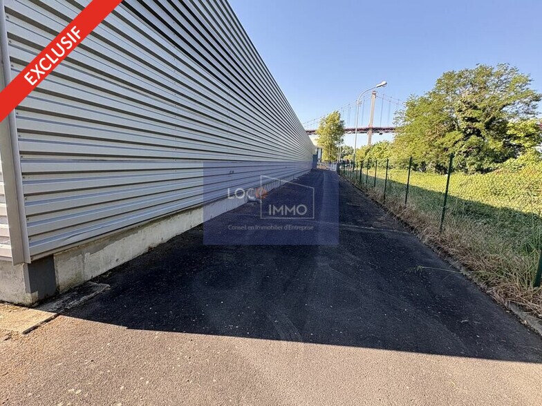 Industriel/Logistique dans Lormont à louer - Photo de l’immeuble – Image 3 sur 9