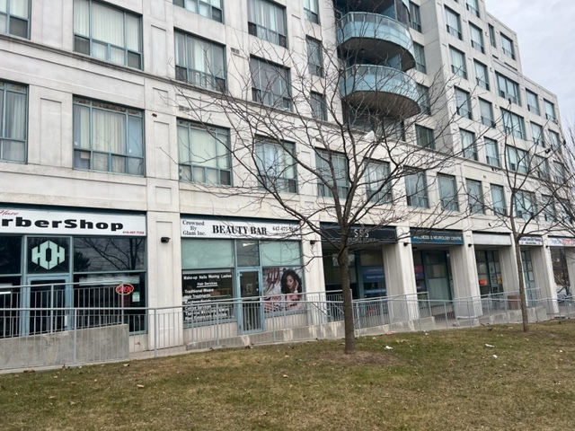 525 Markham Rd, Toronto, ON à louer - Photo de l’immeuble – Image 1 sur 15