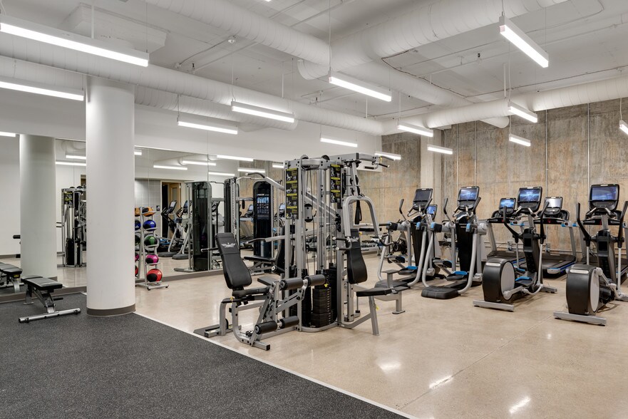 1305 Corporate Center Dr, Eagan, MN à louer - Photo intérieure – Image 3 sur 13