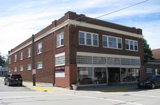 Plus de détails pour 134 E Main St, Gillett, WI - Local commercial à vendre