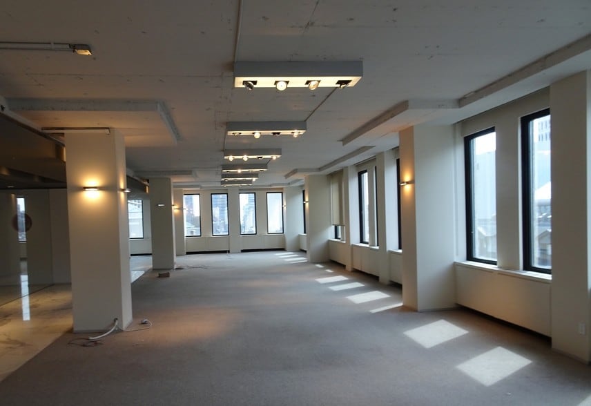 1350-1356 Rue Sherbrooke O, Montréal, QC à louer - Photo intérieure – Image 2 sur 6