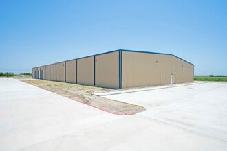 5823 Millineum Drive, Harlingen, TX à louer Photo intérieure– Image 2 sur 11