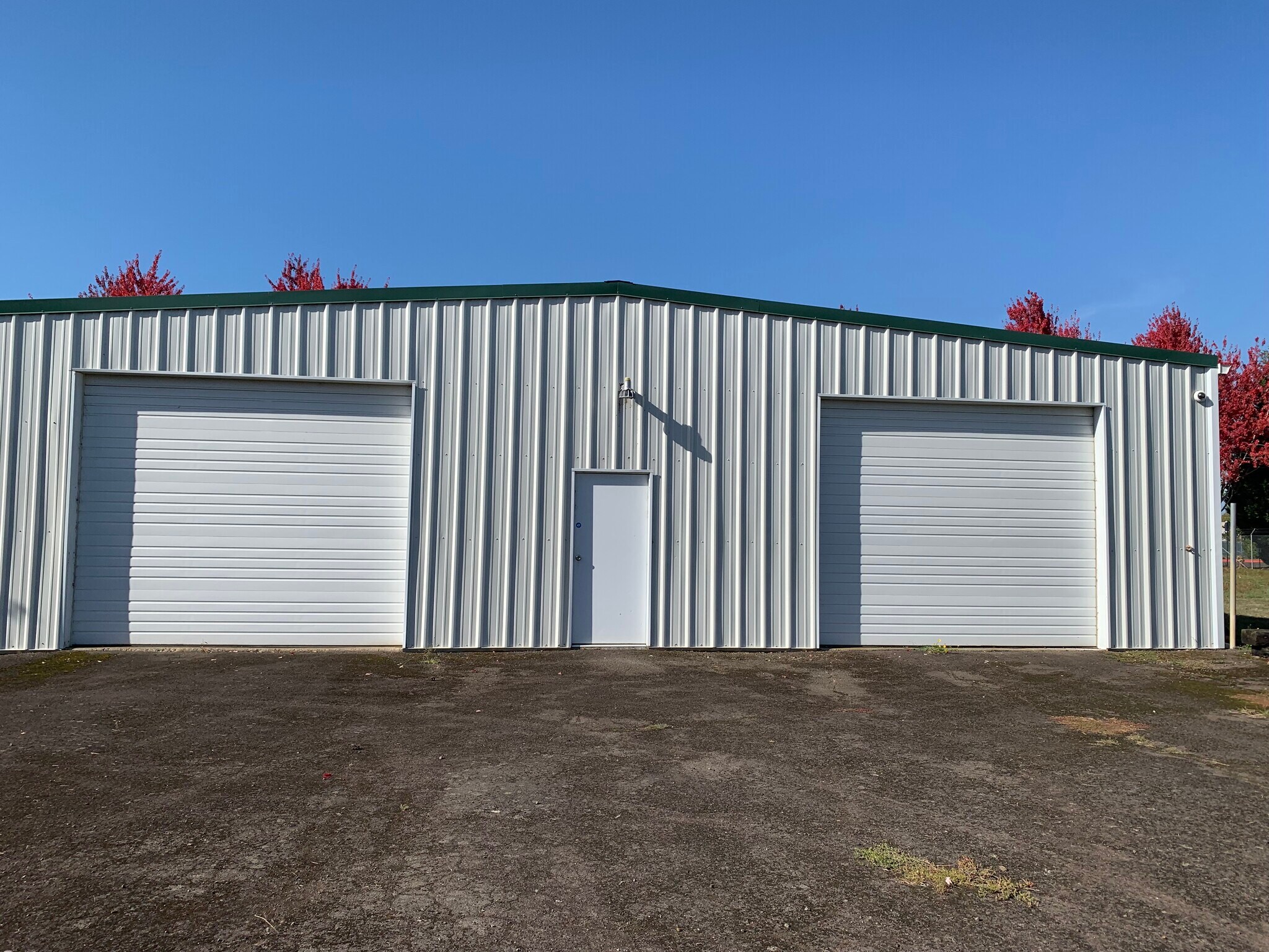 1353 Mt Hood ave, Woodburn, OR à louer Photo principale– Image 1 sur 7