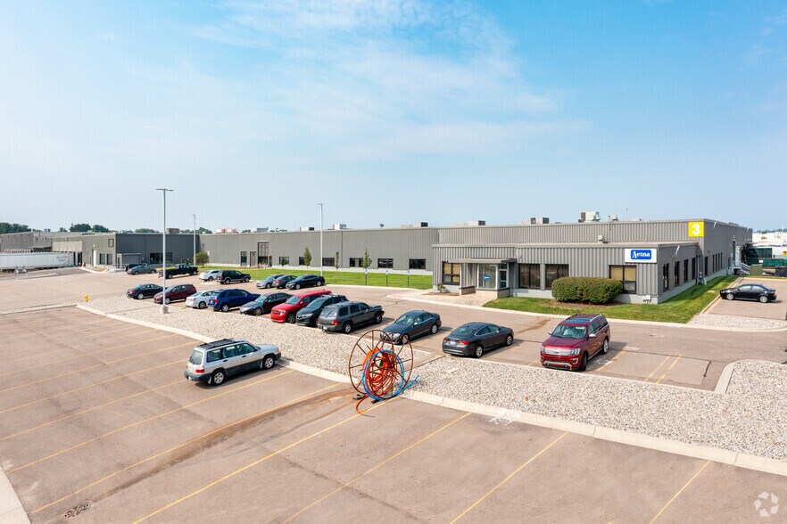 31774-31778 Enterprise Dr, Livonia, MI à vendre - Photo de l’immeuble – Image 1 sur 1