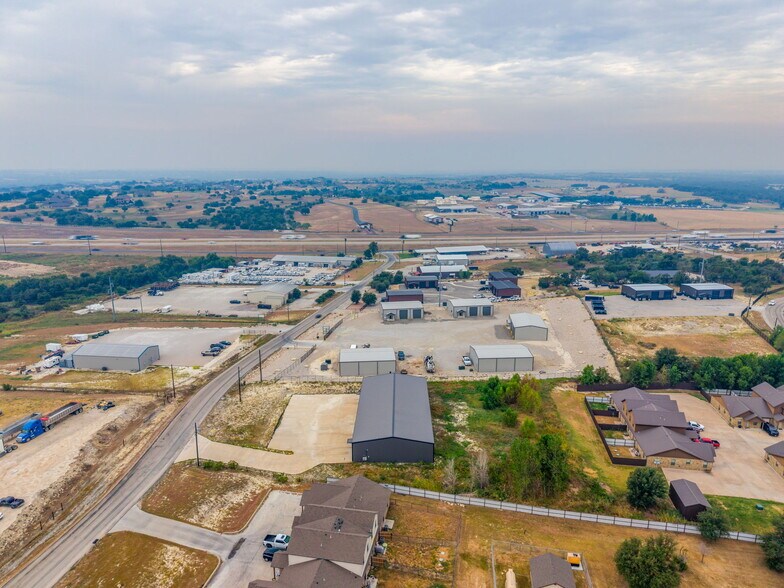 117 Bennett Hills Dr, Weatherford, TX à louer - Photo de l’immeuble – Image 2 sur 6