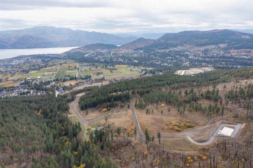 2850 Dixie Rd, West Kelowna, BC à vendre - Aérien – Image 3 sur 4