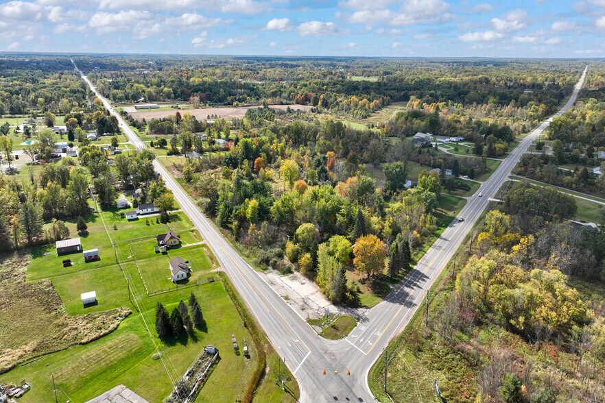 6009 Gratiot Ave, Saint Clair, MI à vendre - Photo de l’immeuble – Image 2 sur 6