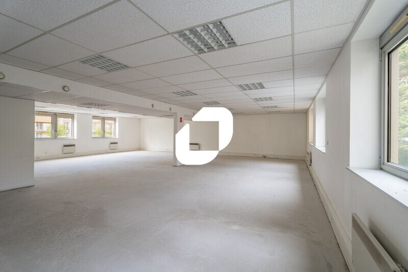 7 Rue Jean Mermoz, Versailles à louer - Photo intérieure – Image 2 sur 15