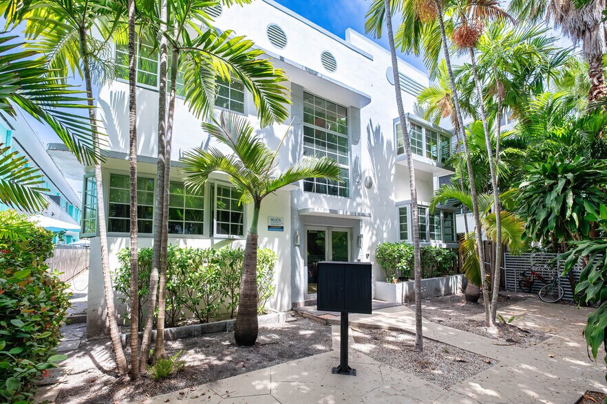 1025 Meridian Ave, Miami Beach, FL à vendre - Photo de l’immeuble – Image 2 sur 20
