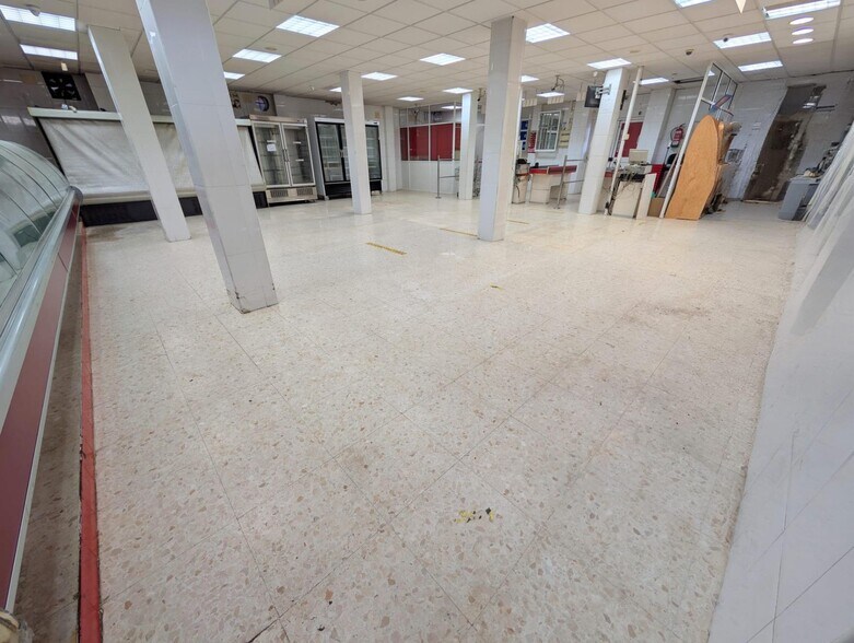 Local commercial dans SEVILLA, Sevilla à vendre - Photo intérieure – Image 3 sur 11