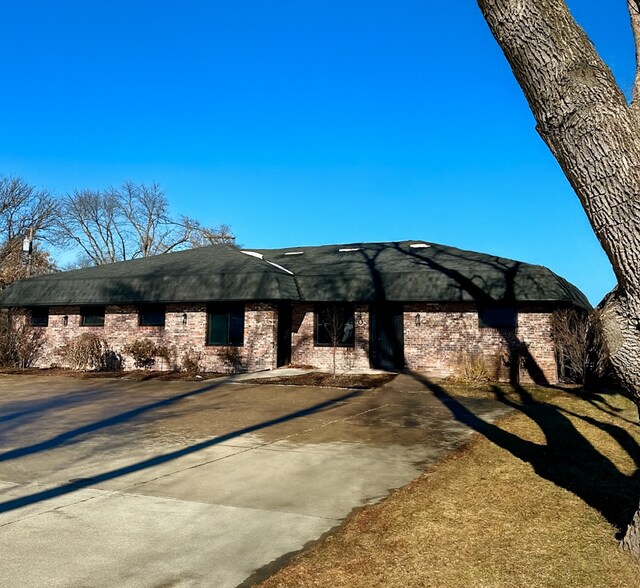 140 E 22nd St, Fremont, NE à vendre - Photo de l’immeuble – Image 2 sur 21