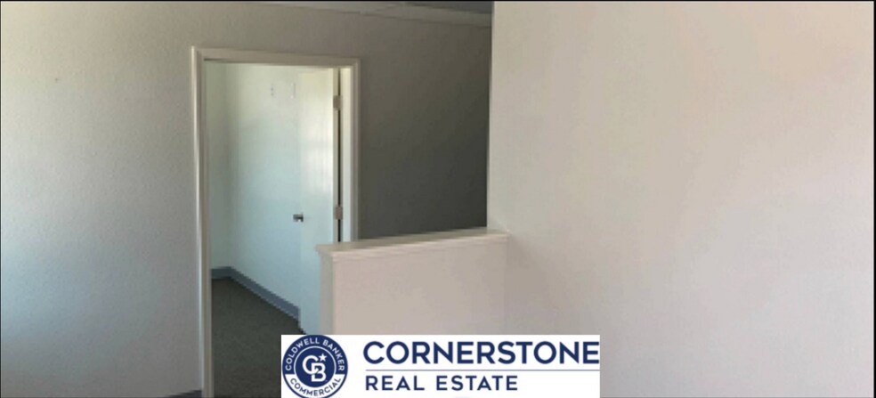 1748 S Poplar St, Casper, WY à louer - Photo de l’immeuble – Image 3 sur 3
