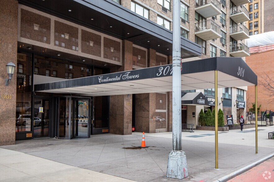 1524 Second Ave, New York, NY à louer - Photo de l’immeuble – Image 3 sur 9