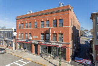 Plus de détails pour 127-129 N Main St, Mansfield, MA - Bureau/Local commercial à louer