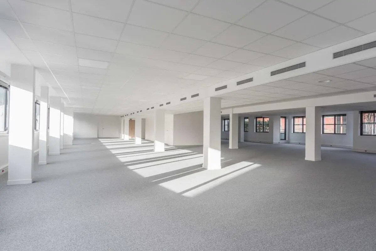 Bureau dans Levallois-Perret à louer Photo de l’immeuble– Image 1 sur 8