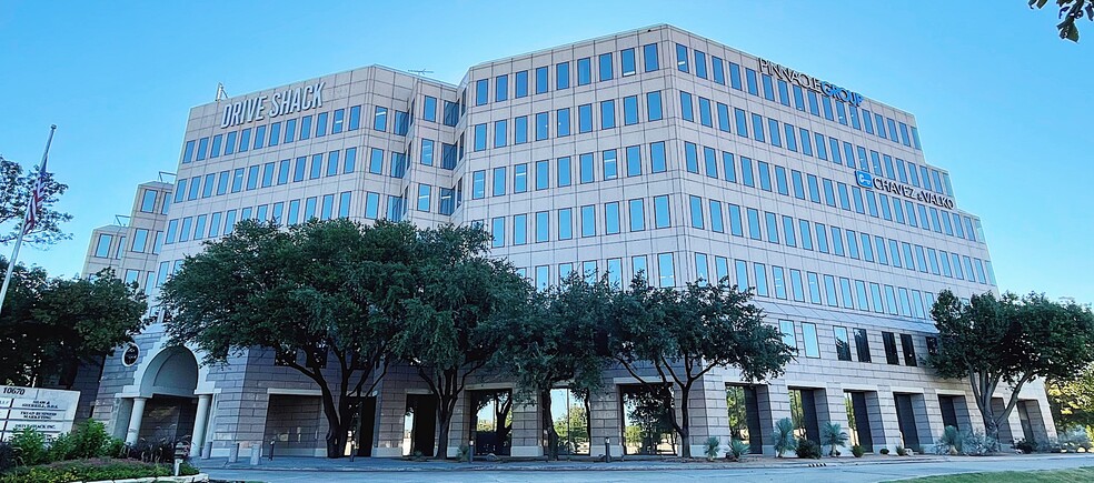 10670 N Central Expy, Dallas, TX à louer - Photo de l’immeuble – Image 1 sur 5