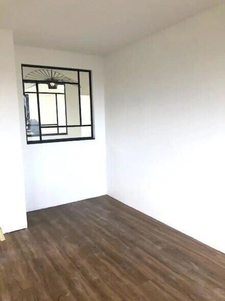 Bureau dans Jouy-en-Josas à louer - Photo de l’immeuble – Image 2 sur 8