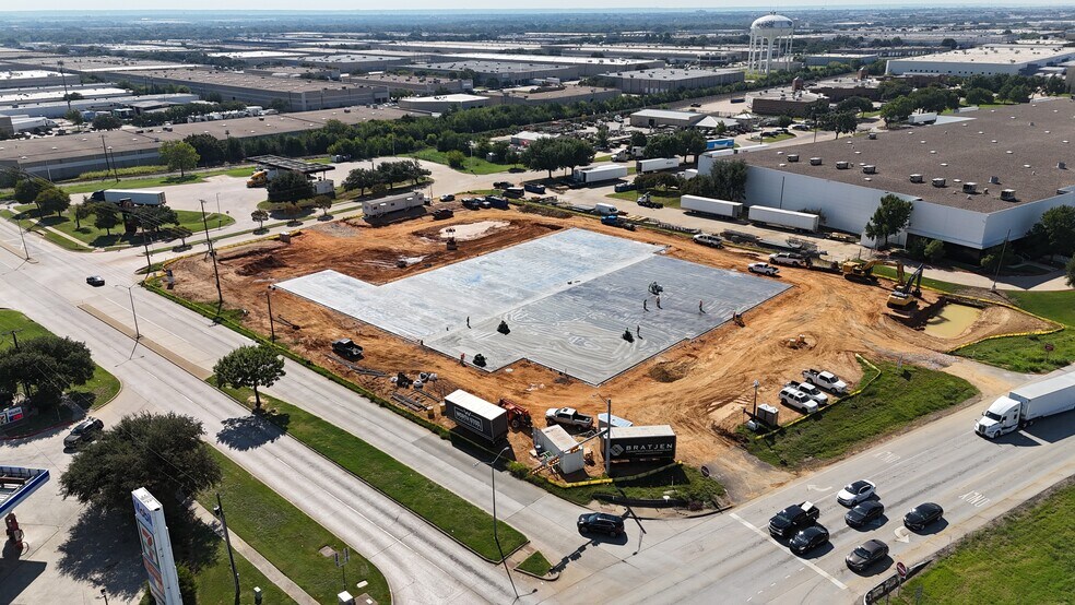 2322 N State Highway 360, Grand Prairie, TX à louer - Photo de l’immeuble – Image 3 sur 7