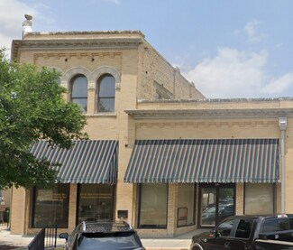 Plus de détails pour 113 E 3rd St, Taylor, TX - Bureau, Local d'activités à louer