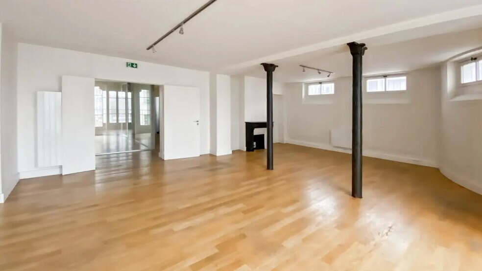 Bureau dans Paris à louer - Photo de l’immeuble – Image 3 sur 8