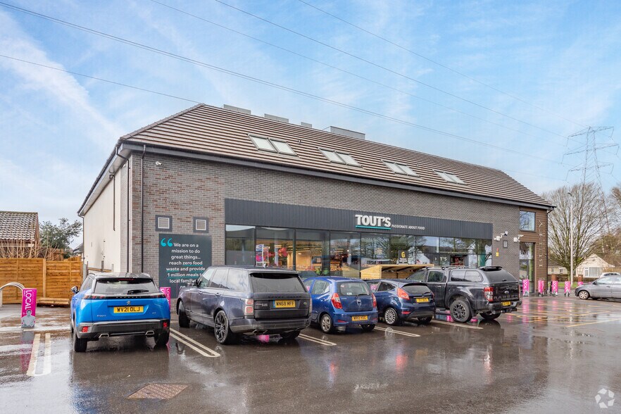 58 Main Rd, Cleeve à louer - Photo de l’immeuble – Image 2 sur 3