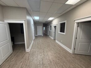 502 Wando Park Blvd, Mount Pleasant, SC à louer Photo intérieure– Image 2 sur 3