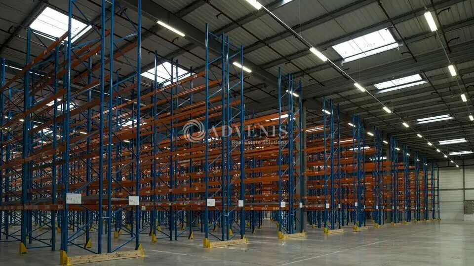 Industriel/Logistique dans Compans à louer - Photo de l’immeuble – Image 3 sur 9
