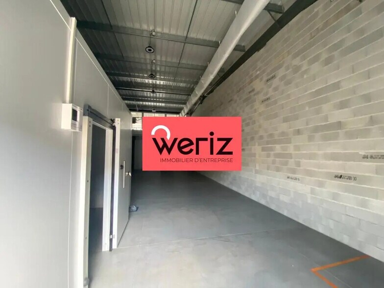 Bureau dans Éguilles à louer - Photo de l’immeuble – Image 3 sur 8