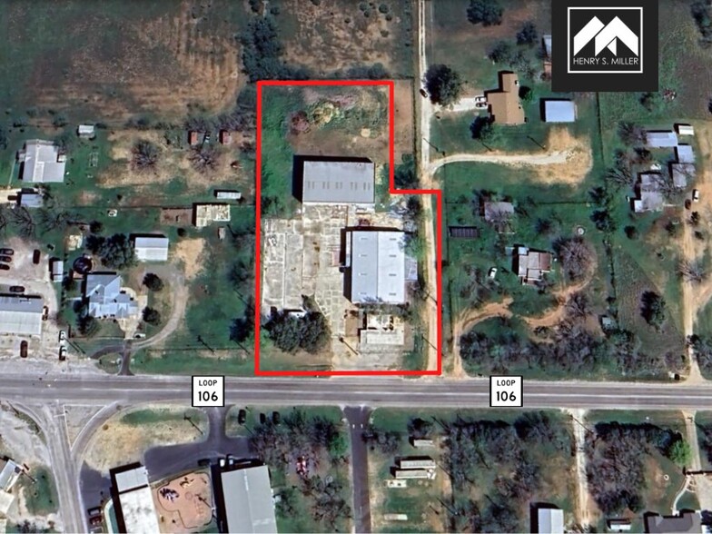 10141 TX Loop 106, Adkins, TX à louer - Photo de l’immeuble – Image 2 sur 9