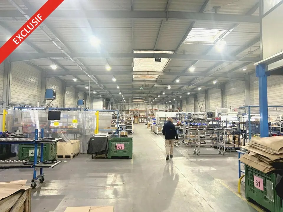 Local d’activités dans Custines à louer Photo de l’immeuble– Image 1 sur 8