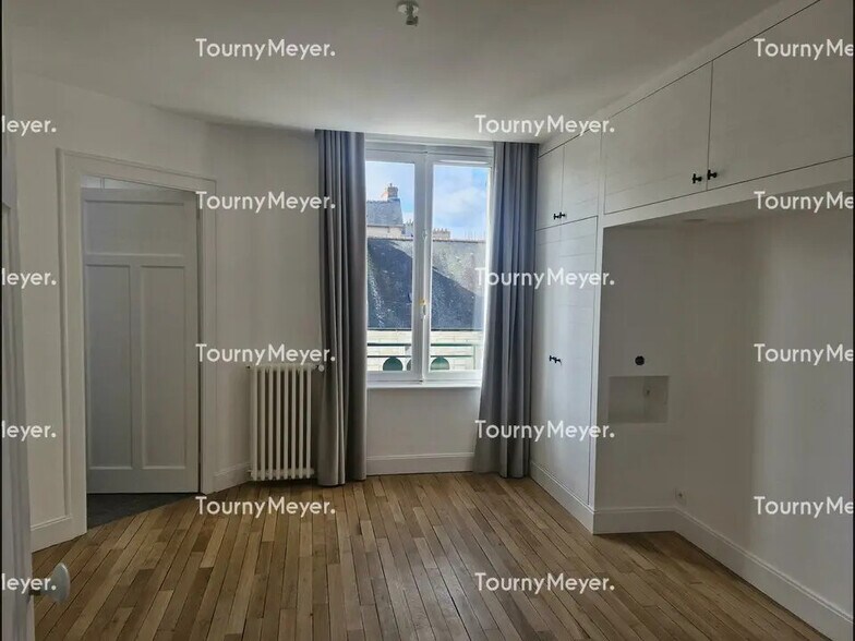 Bureau dans Rennes à louer - Photo de l’immeuble – Image 3 sur 9