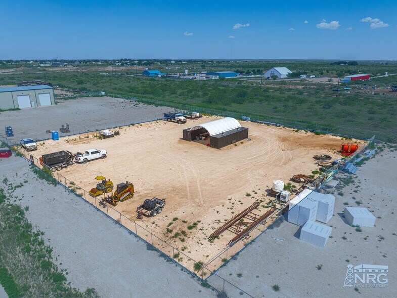 3103 W County Road 137, Midland, TX à louer - Photo de l’immeuble – Image 2 sur 3