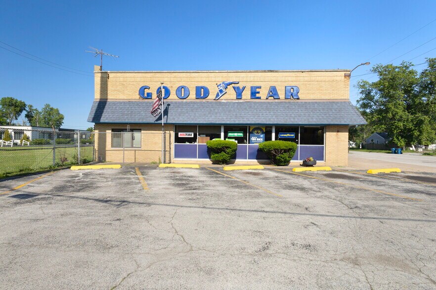 3349 E End Ave, South Chicago Heights, IL à vendre - Photo de l’immeuble – Image 2 sur 8