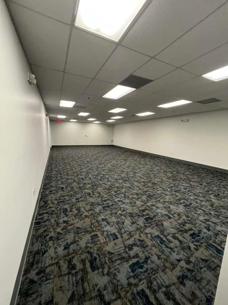 1525 NW 3rd St, Deerfield Beach, FL à louer Photo intérieure– Image 1 sur 6
