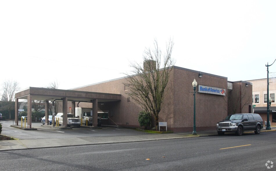 921 Alder Ave, Sumner, WA à louer - Photo de l’immeuble – Image 2 sur 7