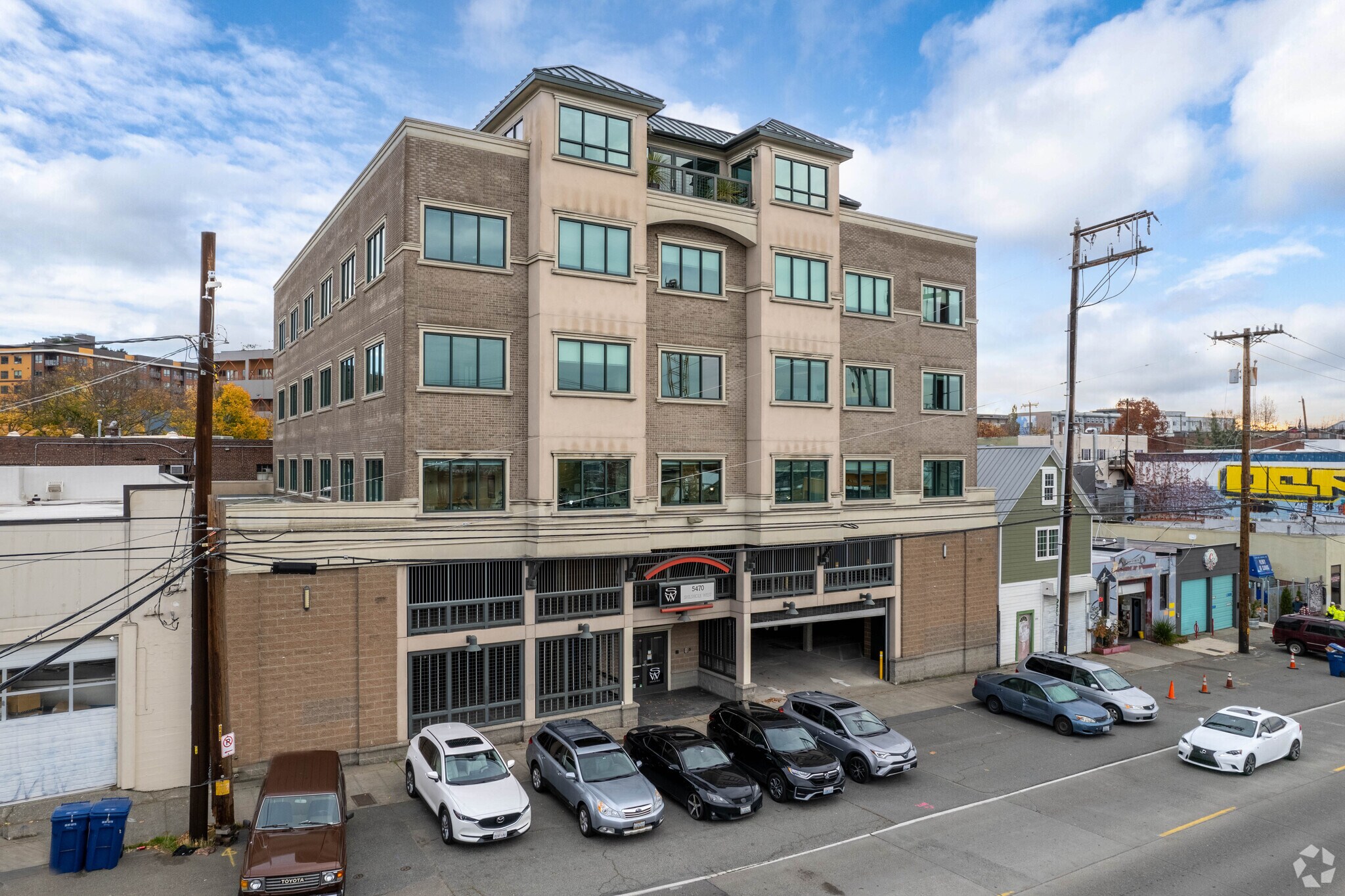 5470 Shilshole Ave NW, Seattle, WA à louer Photo principale– Image 1 sur 21