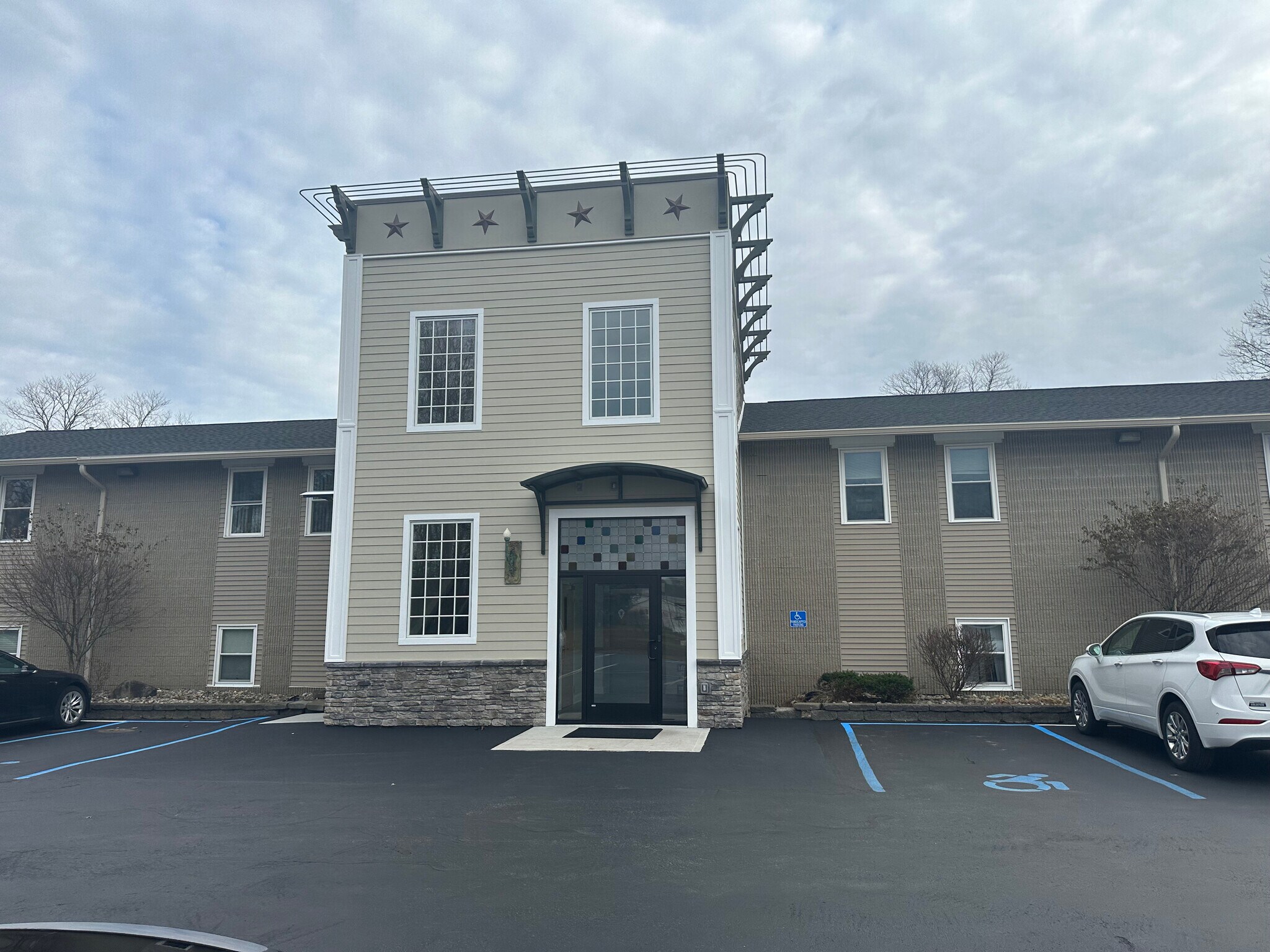 1004 Princetown Rd, Schenectady, NY à louer Photo principale– Image 1 sur 56