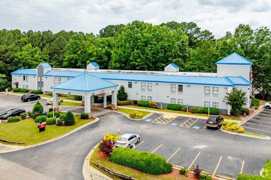4716 New Bern Ave, Raleigh, NC à vendre - Photo principale – Image 1 sur 24