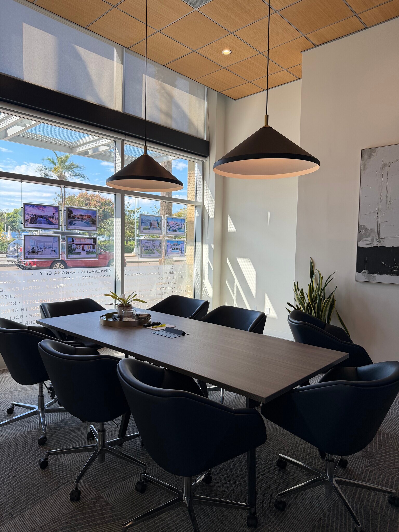 868 W Ash St, San Diego, CA à louer Photo intérieure– Image 1 sur 5