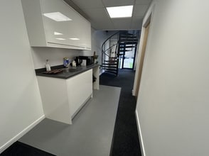 Church Rd, Plymouth à louer Photo intérieure– Image 2 sur 10