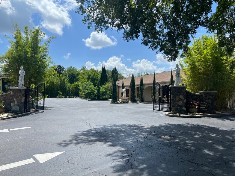 2950 Aloma Ave, Winter Park, FL à louer - Photo de l’immeuble – Image 1 sur 20