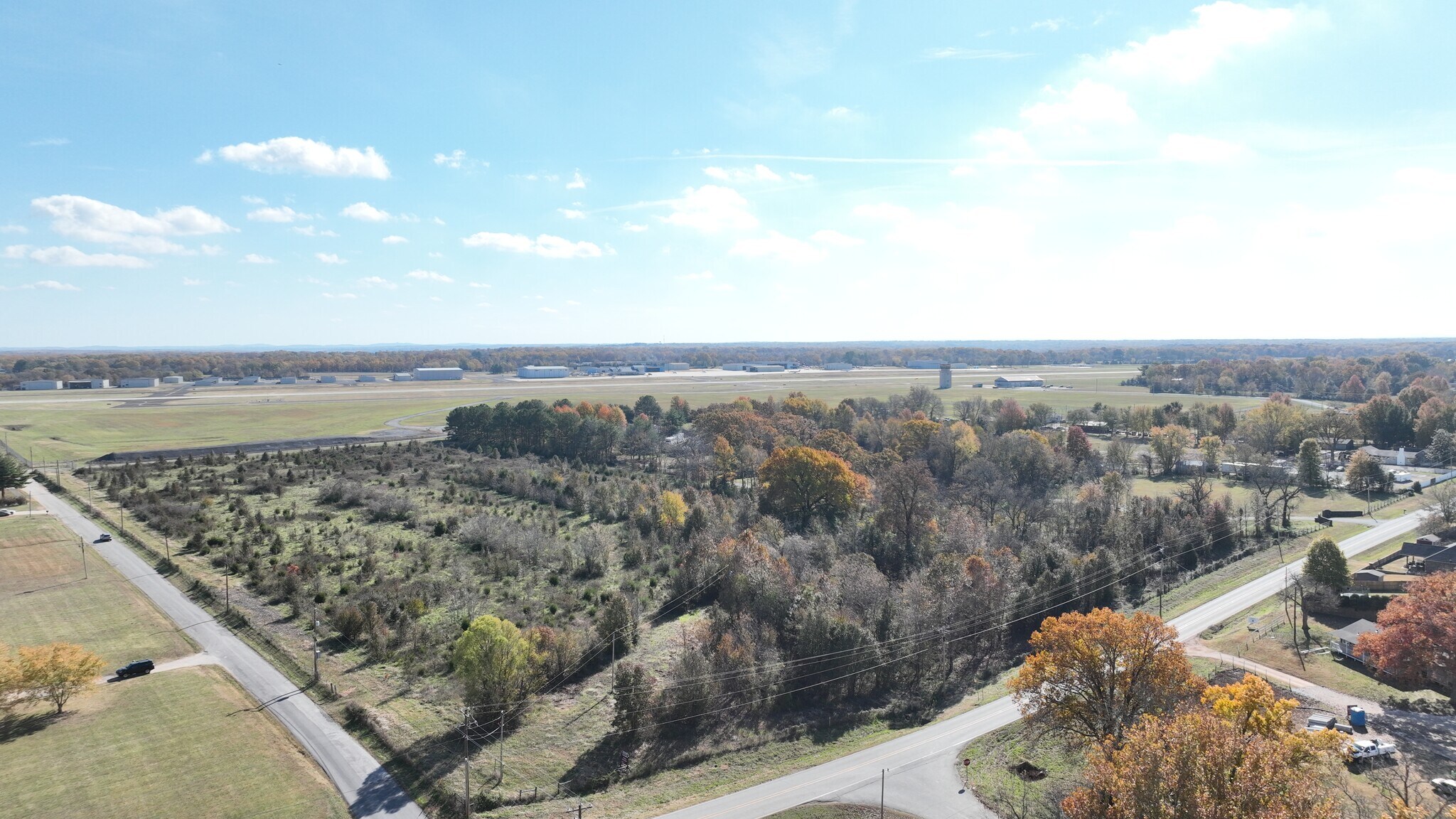 N Airport Loop, Rogers, AR à vendre Photo de l’immeuble– Image 1 sur 6