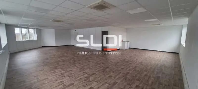 Bureau dans Saint-Genis-Laval à louer - Photo intérieure – Image 3 sur 4